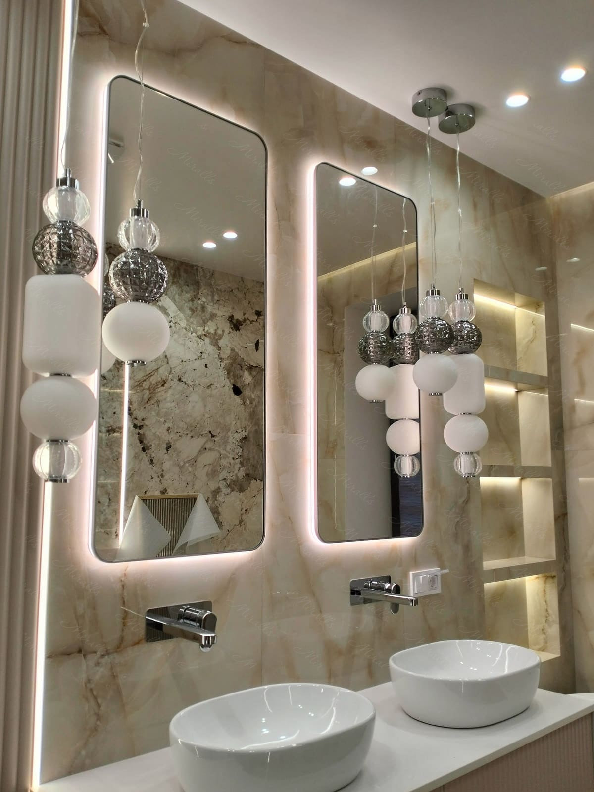 Miroir rétroéclairé Maison Extra Slim Frame