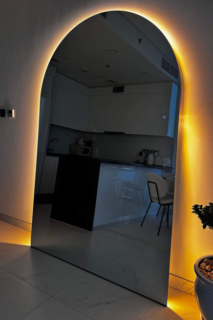 XL Sylvia : Backlit Frameless Arch Mirror