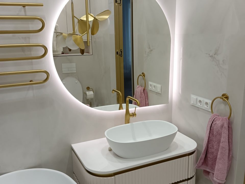 Miroir tombant avec rétroéclairage