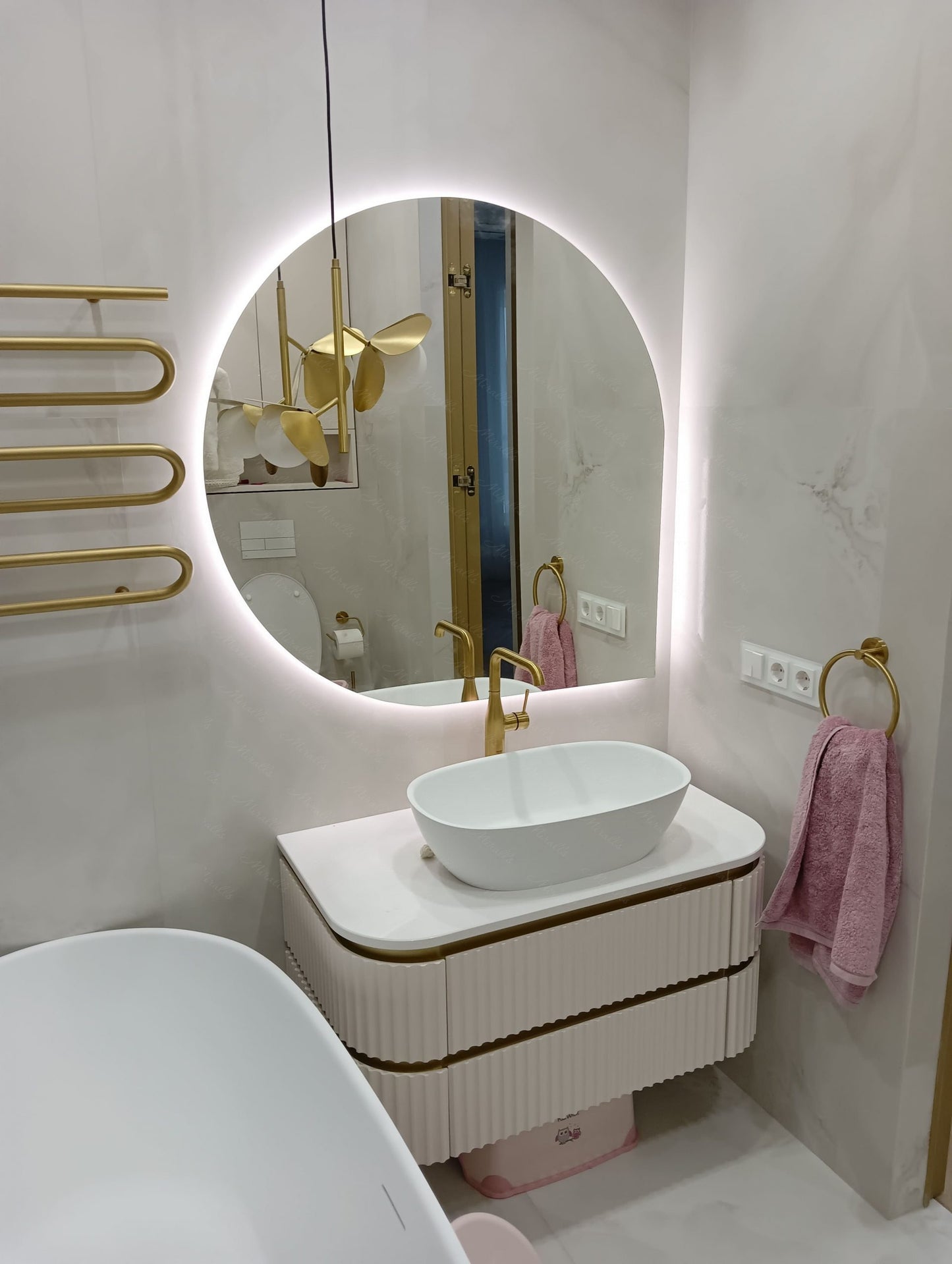 Miroir tombant avec rétroéclairage