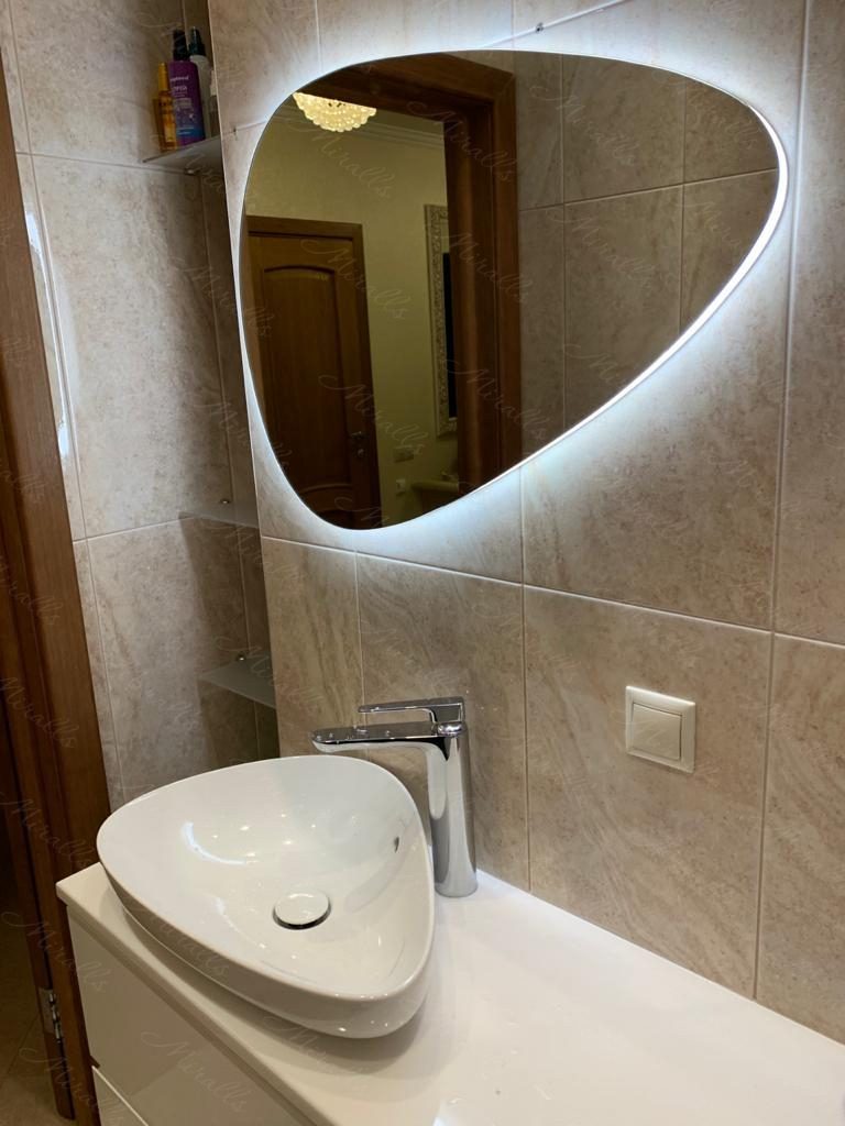 Miroir design Dana Extra avec éclairage intérieur